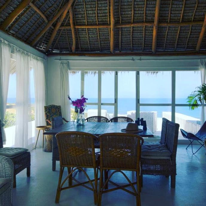 Mar-Me-Quer, Eco Beach Retreat อินฮัมเบอนี ภายนอก รูปภาพ
